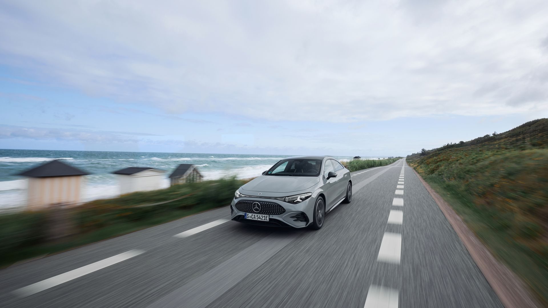 Este no es el Mercedes de tu abuelo. Es el futuro de la marca, rompe con muchas tradiciones. Este no es el Mercedes de tu abuelo. Es el futuro de la marca, rompe con muchas tradiciones.