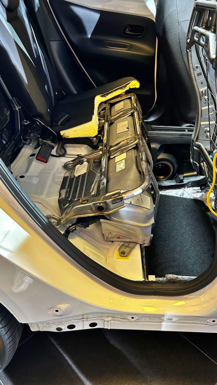Motor batería Toyota Aygo X Cross Hybrid (2)