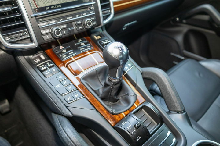 Porsche Cayenne cambio manual segunda mano (11)