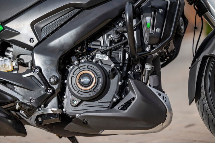 bajaj-dominar-400-9
