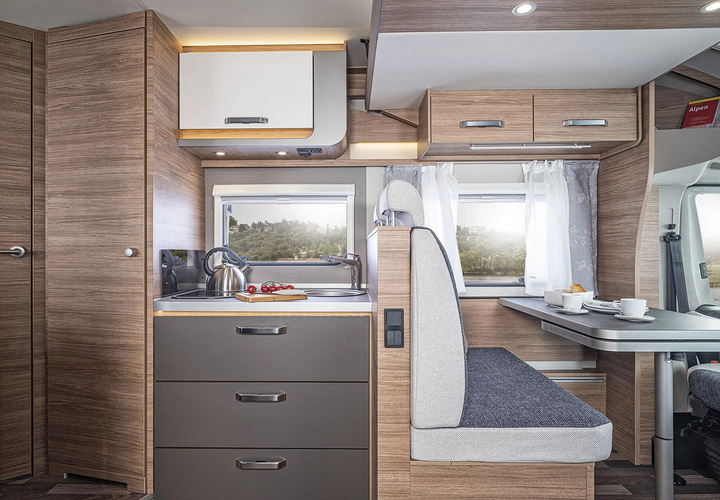 kta-weinsberg-2022-2023-carasuite-interieur-4707