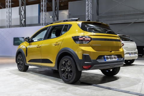 dacia-sandero-stepway-2026-09