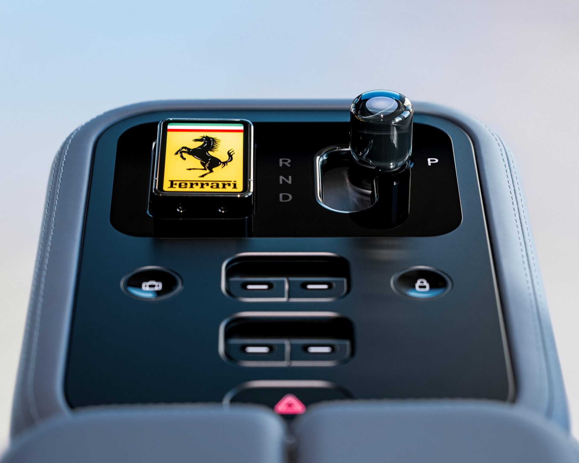 Primeras-imagenes-Ferrari-Luce-77-6989ecc48db7b.jpg