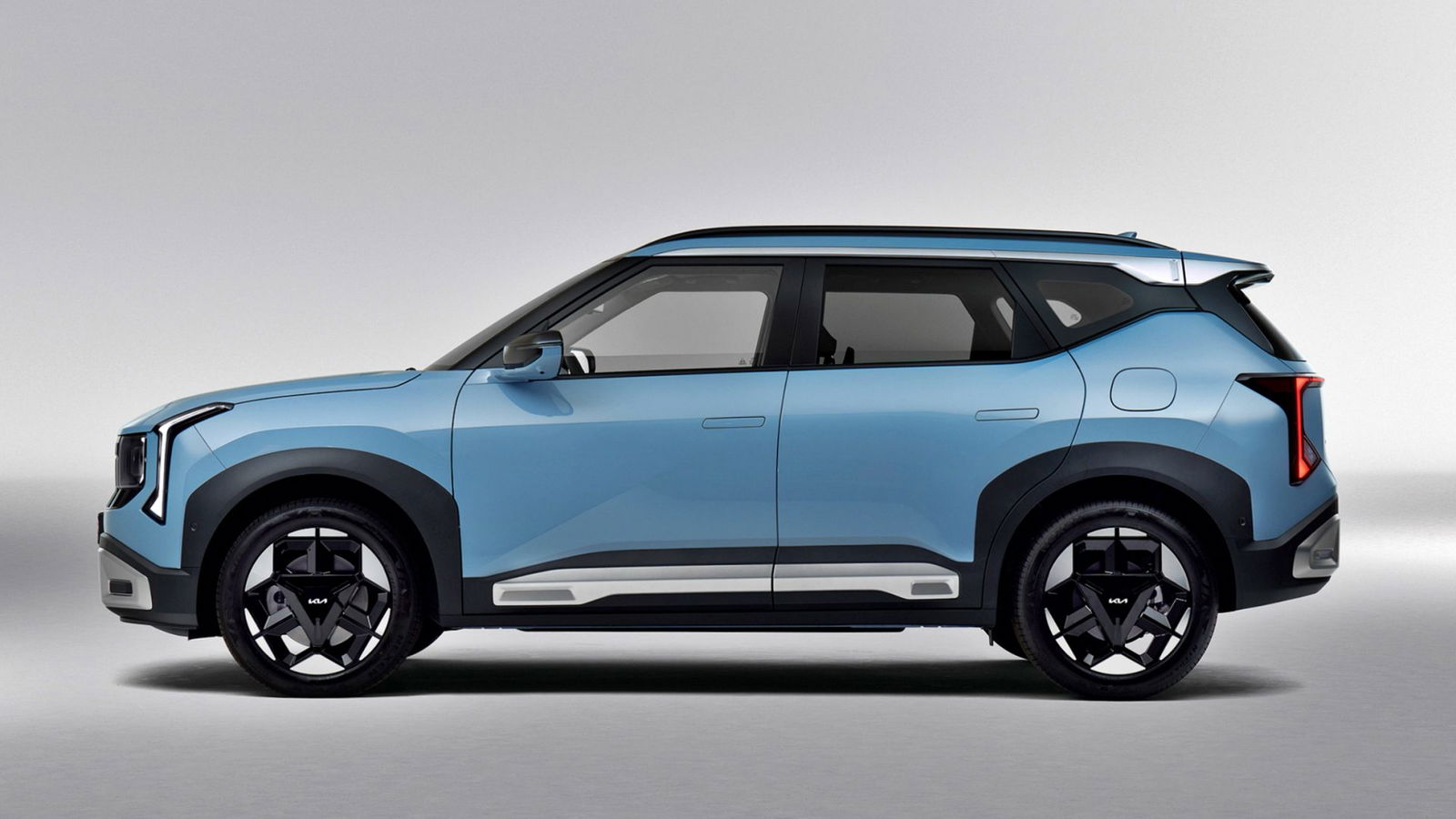 Con el tamaño perfecto para España, el todocamino más acertado de KIA llega con motor híbrido, tracción 4x4 y un maletero de 536 litros