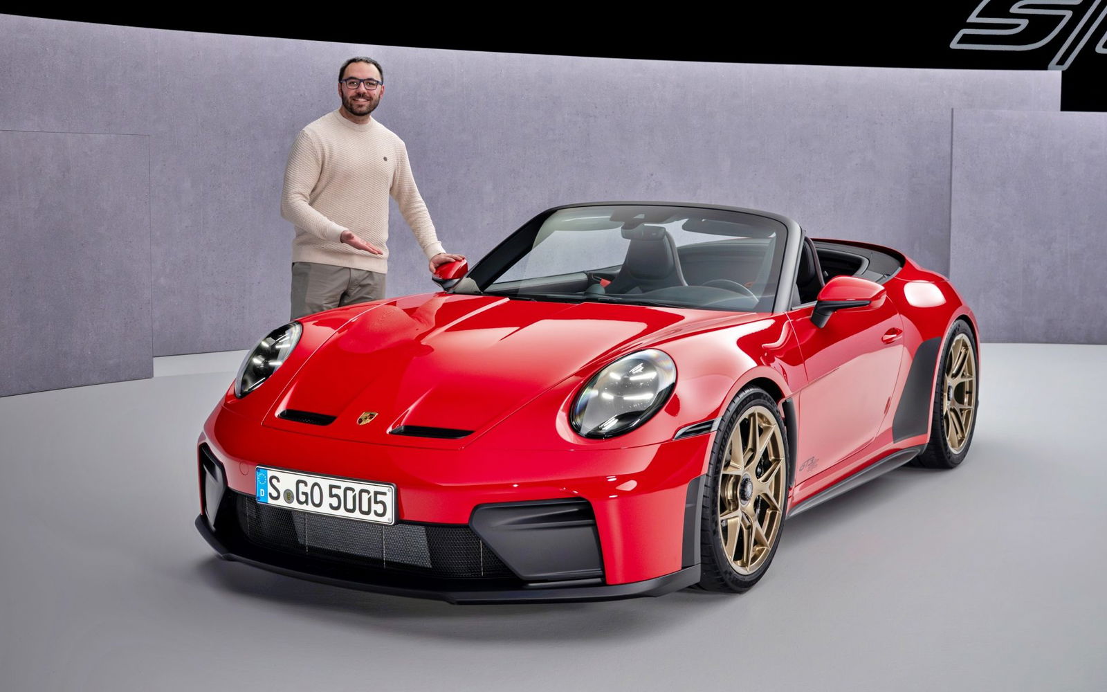 Este coche no debería existir en 2026: manual, atmosférico y descapotable en plena era eléctrica, el GT3 más irracional de Porsche