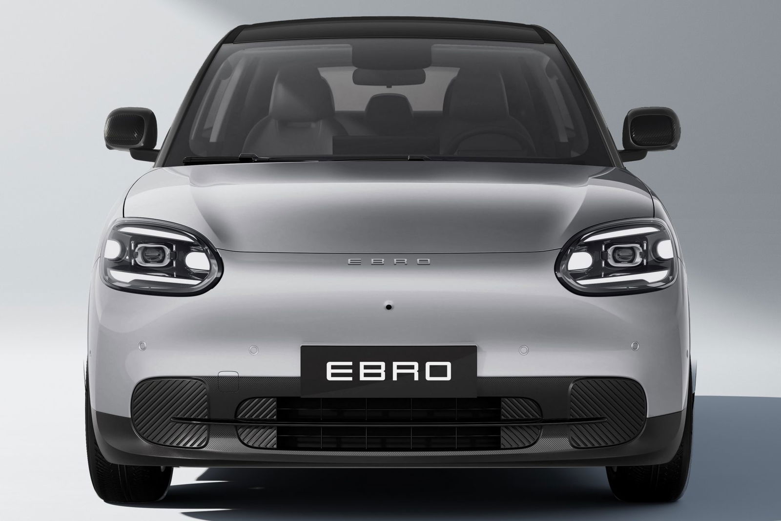 Primeras imágenes del coche más compacto de EBRO, una barata alternativa al Renault 5 con mayor tamaño y gran interior