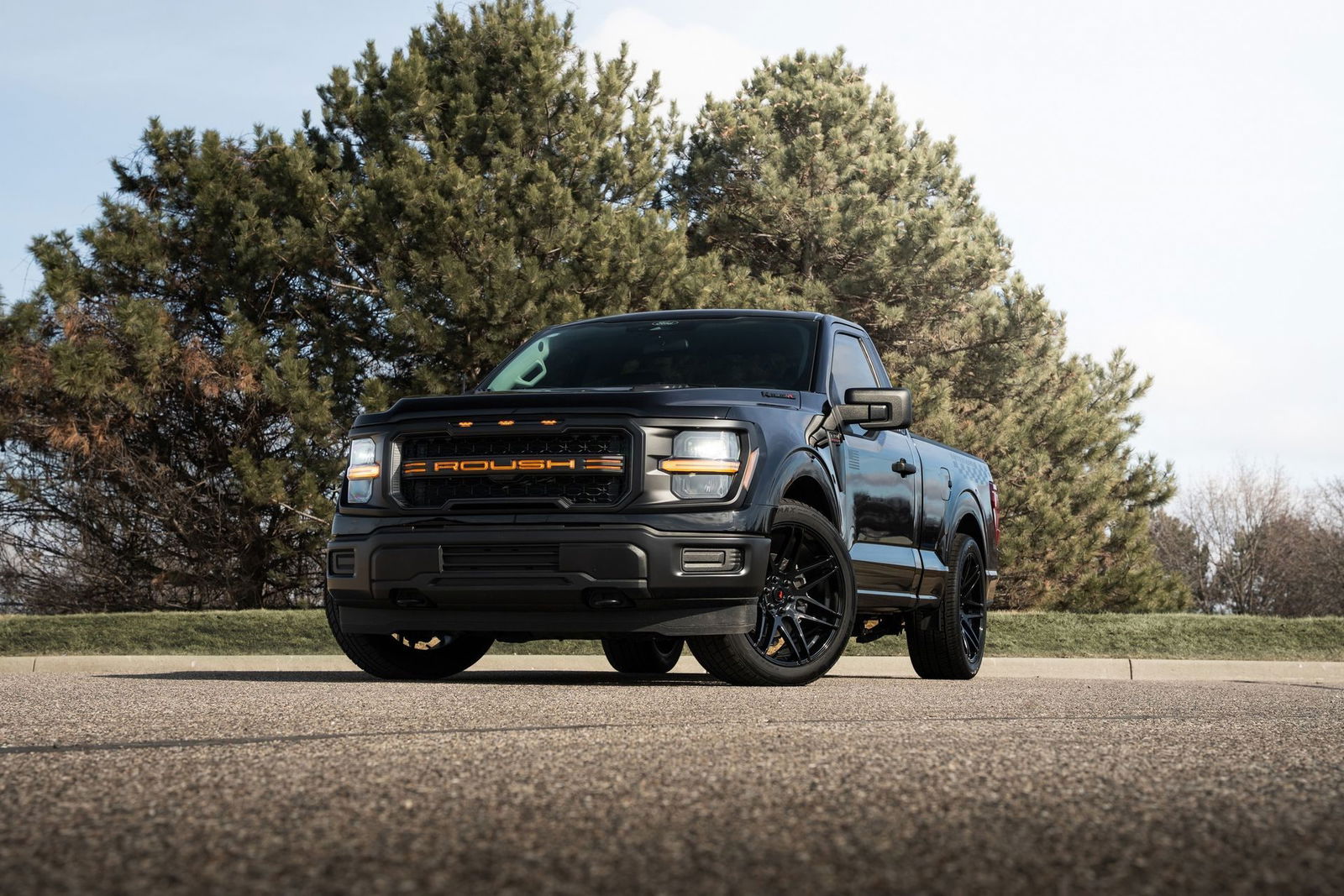 Mientras compras tu tricilíndrico, en EE.UU. te construyen una pick-up de 715 CV por menos de 30.000 euros