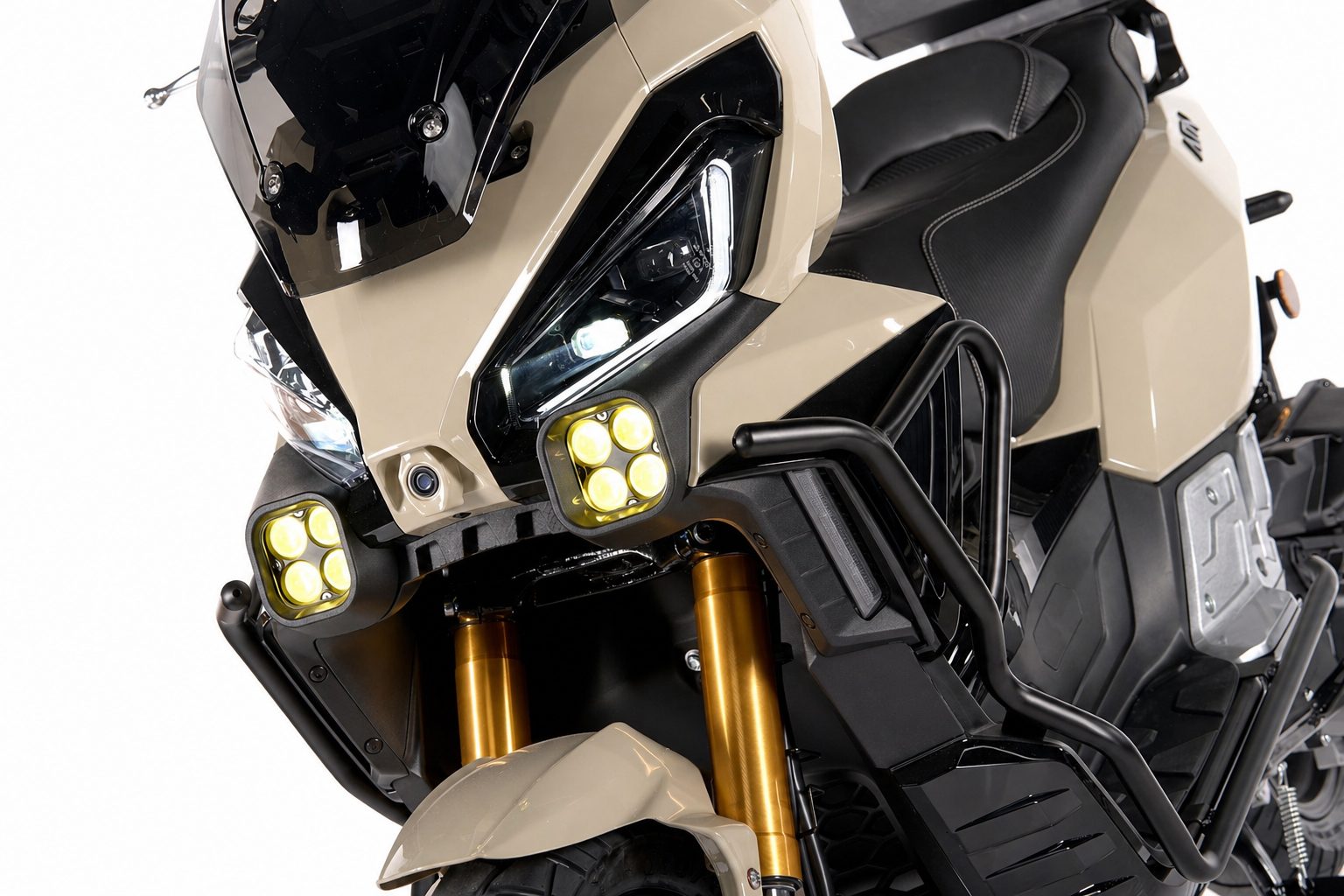 Como una Honda ADV pero en 125 y a mitad de precio, es todo un chollo perfecto para tus aventuras urbanas