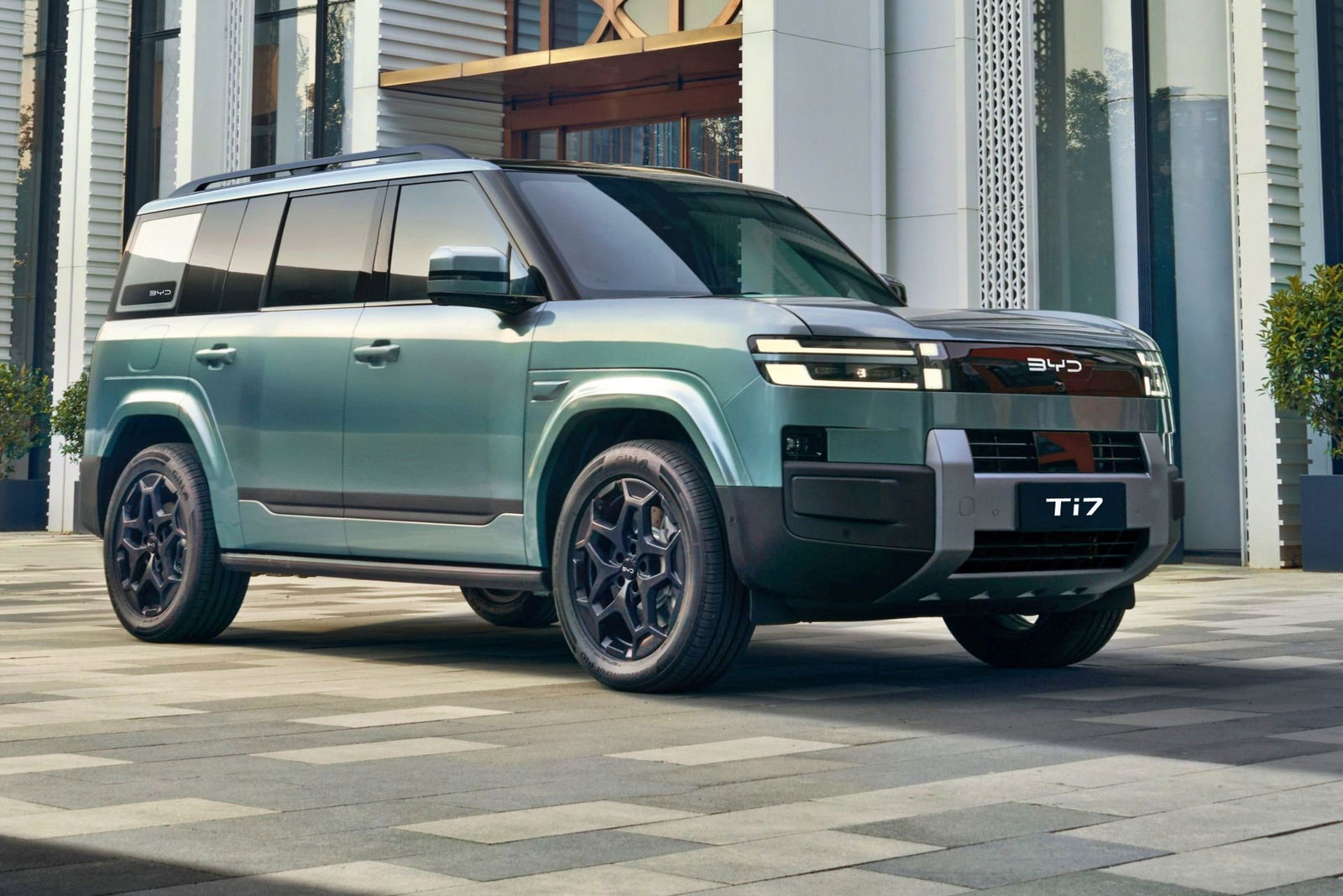 200.000 personas ya han apostado por el BYD Ti7, el Land Rover de BYD, un "barato" 4x4 híbrido con mayor tamaño que el KIA Sorento
