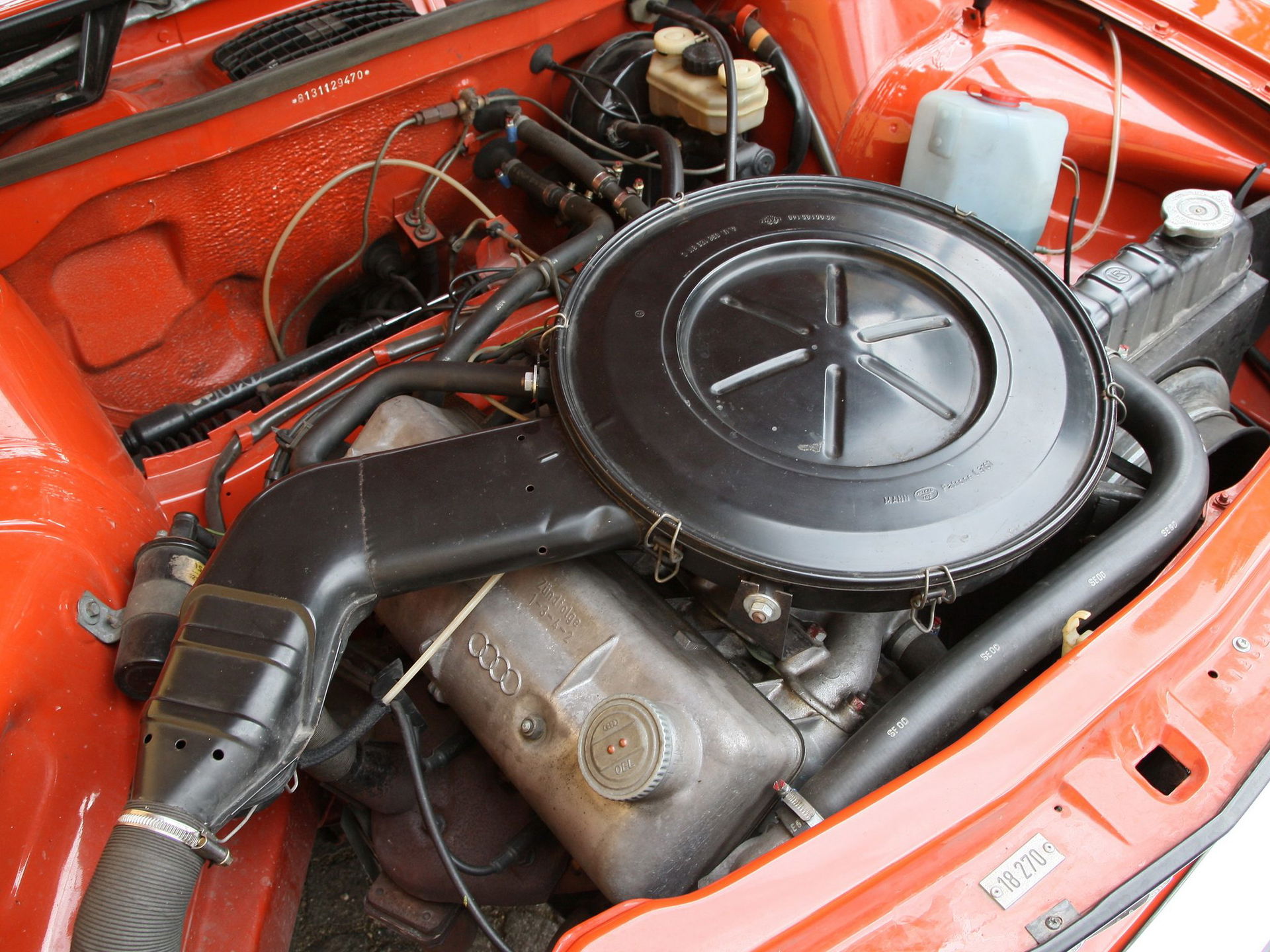 Audi-100-cupe-s_3-6a2bb7c519eb6.jpg?clas