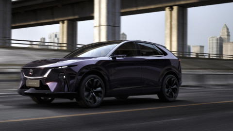 mazda-cx-6e-2