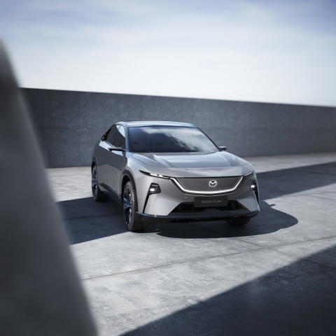 mazda-cx-6e-3