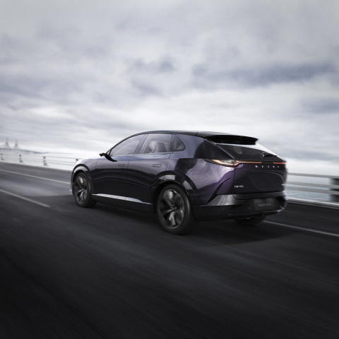 mazda-cx-6e-4