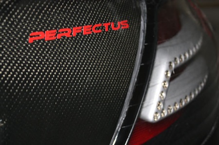 Mercedes SLR Perfectus por Asma Design