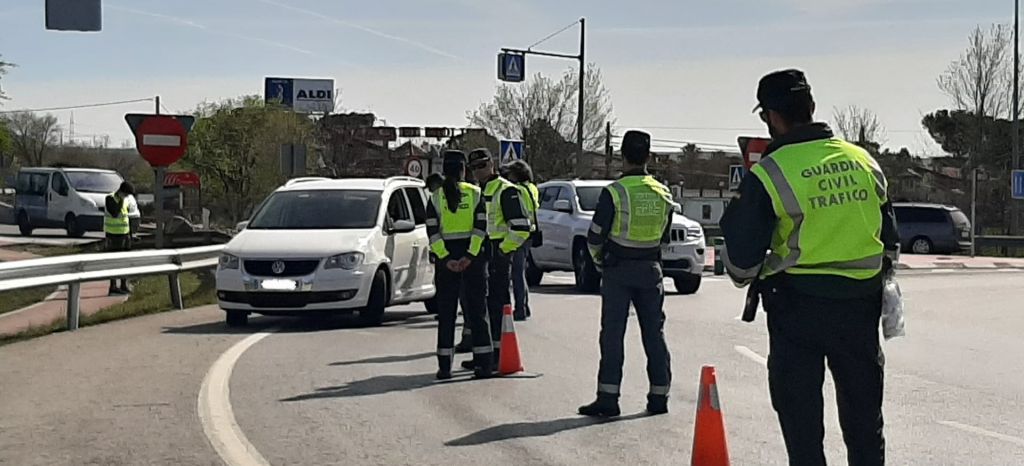 Agentes Vigilancia Trafico 1178026665 thumbnail Agentes Vigilancia Trafico 1178026665 thumbnail