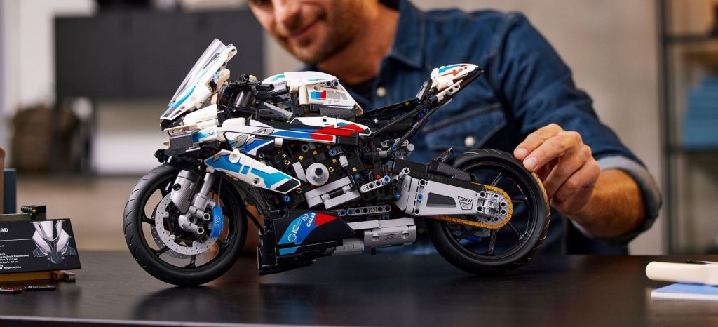 Bmw M 1000 Rr Lego P thumbnail