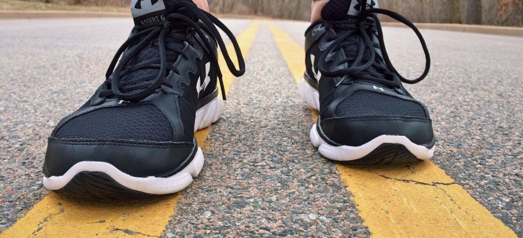 Dgt Normas Peatones Runner Zapatillas Carretera thumbnail Dgt Normas Peatones Runner Zapatillas Carretera thumbnail
