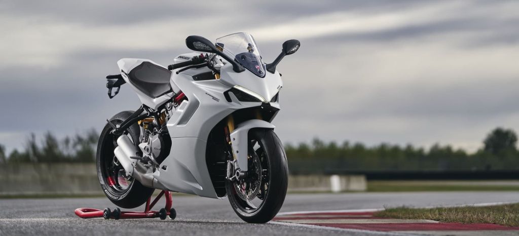 Ducati Supersport 950 S 2021 Portada thumbnail Ducati Supersport 950 S 2021 Portada thumbnail
