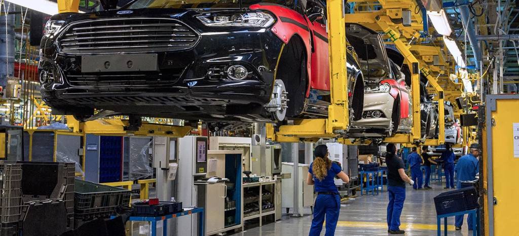 Ford se aprieta el cinturón en Europa y eso puede tener consecuencias para la fábrica de Almussafes Ford se aprieta el cinturón en Europa y eso puede tener consecuencias para la fábrica de Almussafes