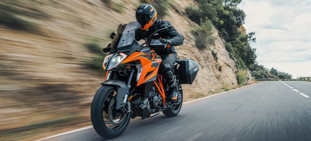 Ktm 1290 Super Duke Gt 2022 2 thumbnail Ktm 1290 Super Duke Gt 2022 2 thumbnail