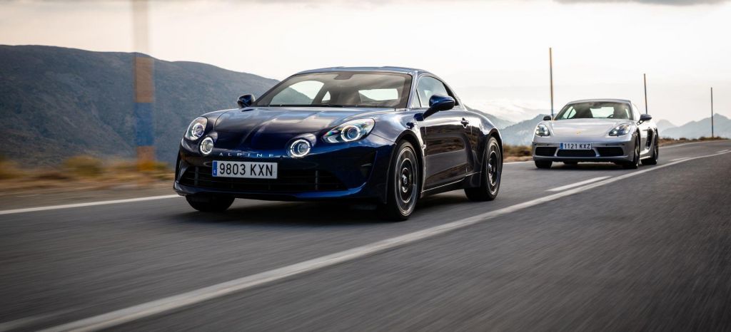 Prueba Alpine A110 Porsche Cayman T 5 thumbnail Prueba Alpine A110 Porsche Cayman T 5 thumbnail