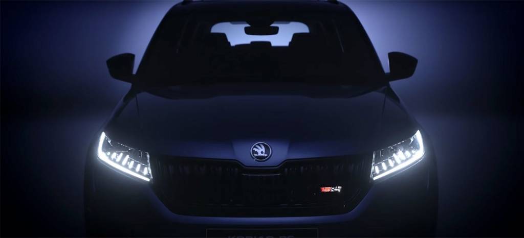 El nuevo RS de Skoda nos muestra su frontal: asà es el diésel más potente de la historia de la marca El nuevo RS de Skoda nos muestra su frontal: asà es el diésel más potente de la historia de la marca