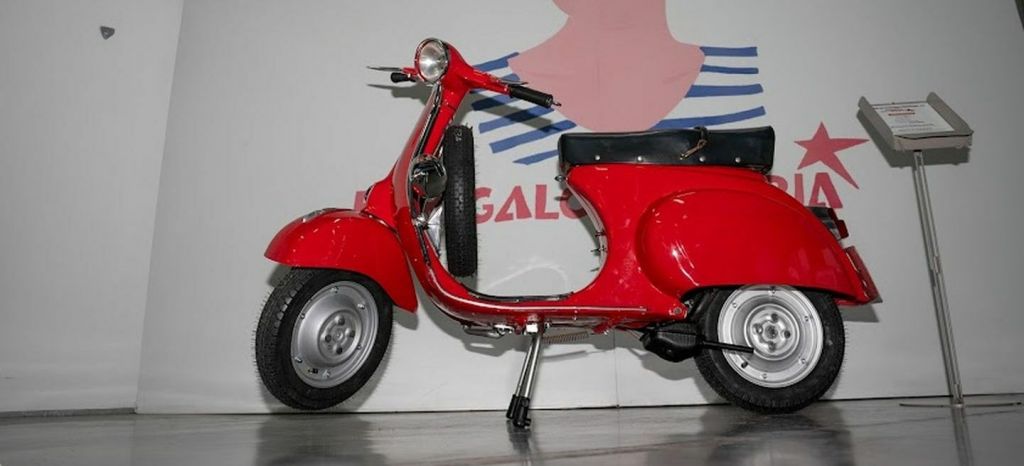 Subasta Vespa Clasica P thumbnail Subasta Vespa Clasica P thumbnail