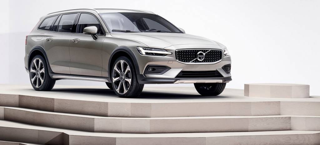 Volvo V60 Cross Country 2019 28 thumbnail Volvo V60 Cross Country 2019 28 thumbnail