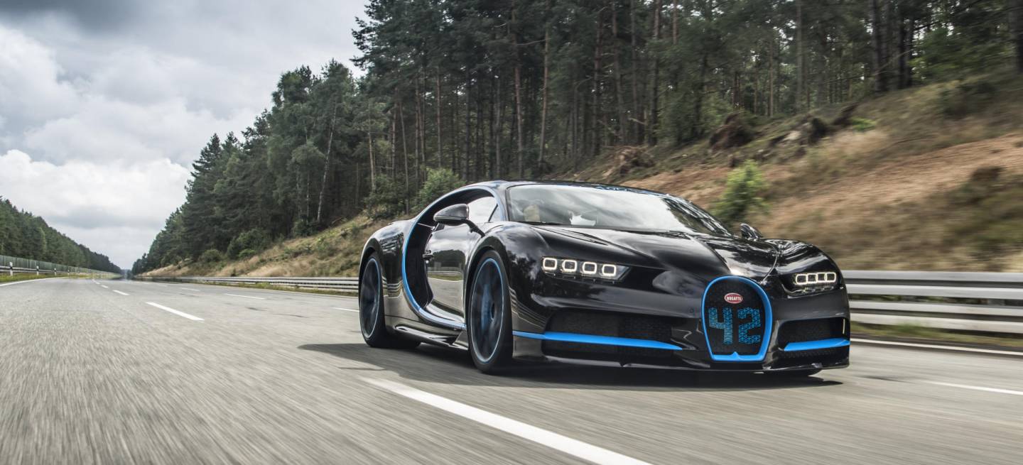 06_CHIRON_ZERO-400-ZERO_dynamic_crop