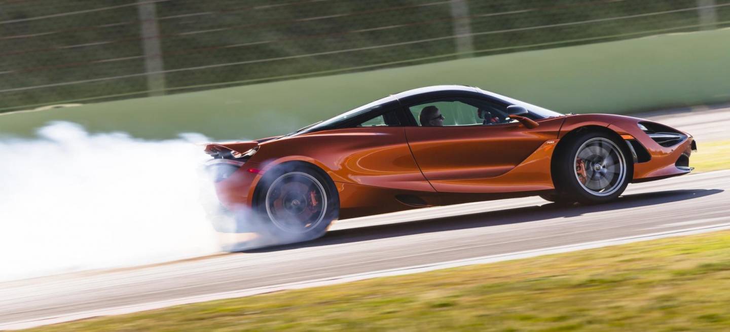 08McLaren 720S