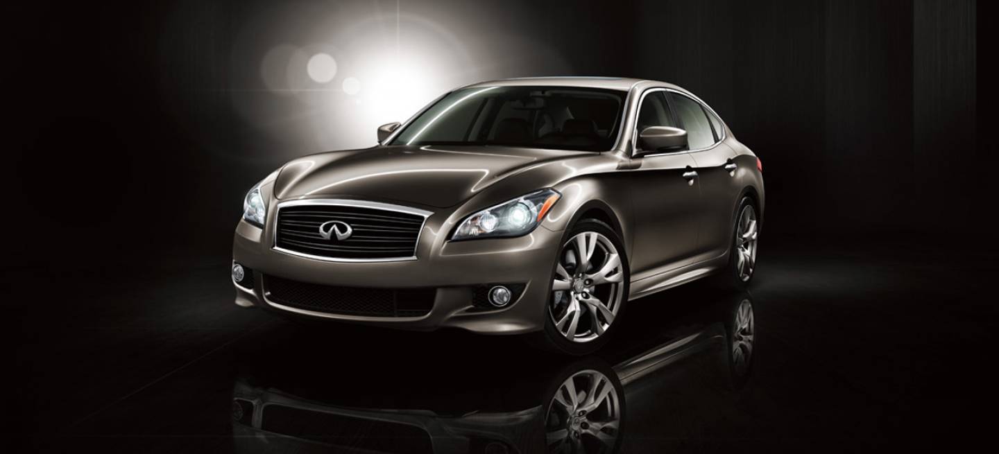 Infiniti M 2010