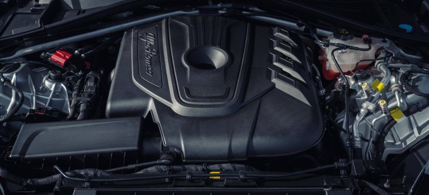 1349279_Alfa Romeo Giulia (32)