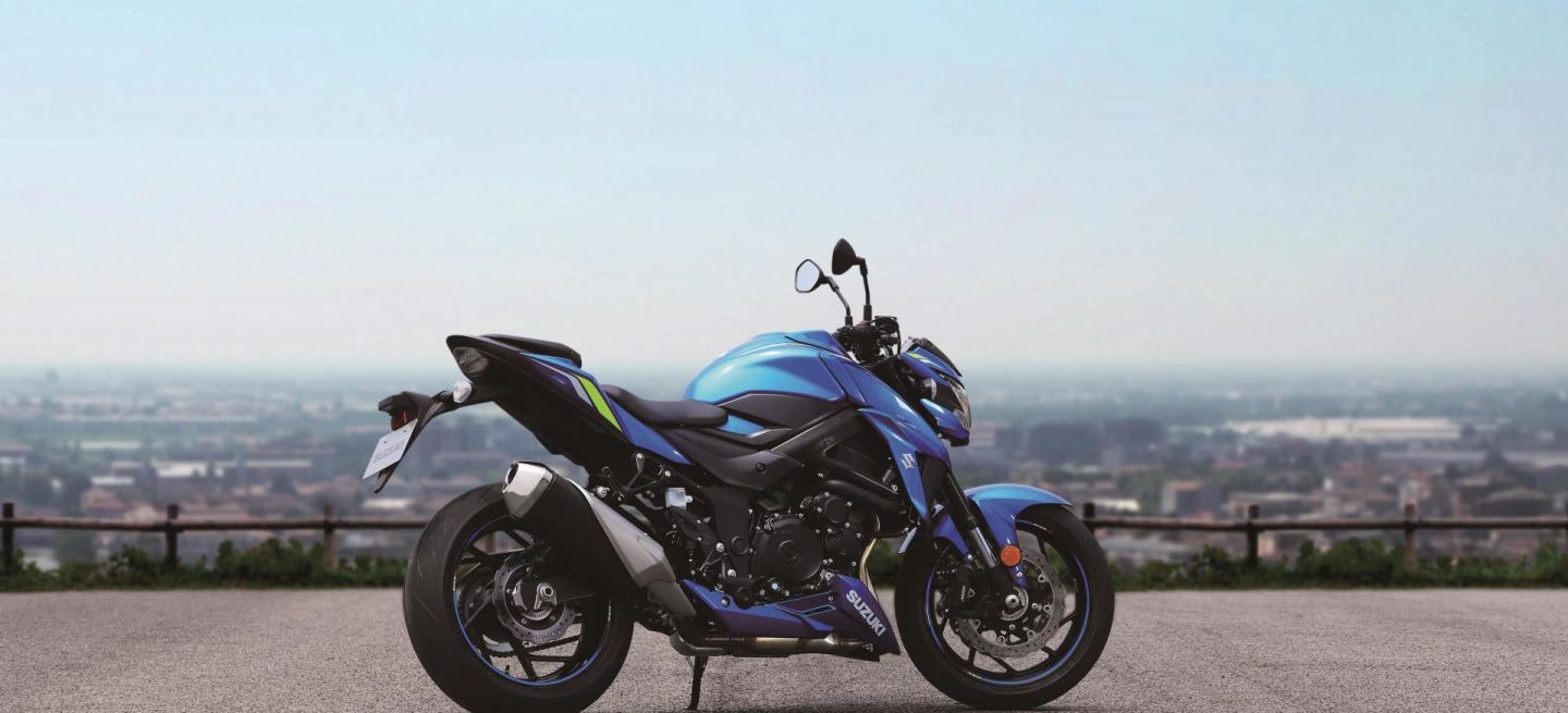1365050 Gsx S750yal9 Ysf Action05 1365050 Gsx S750yal9 Ysf Action05