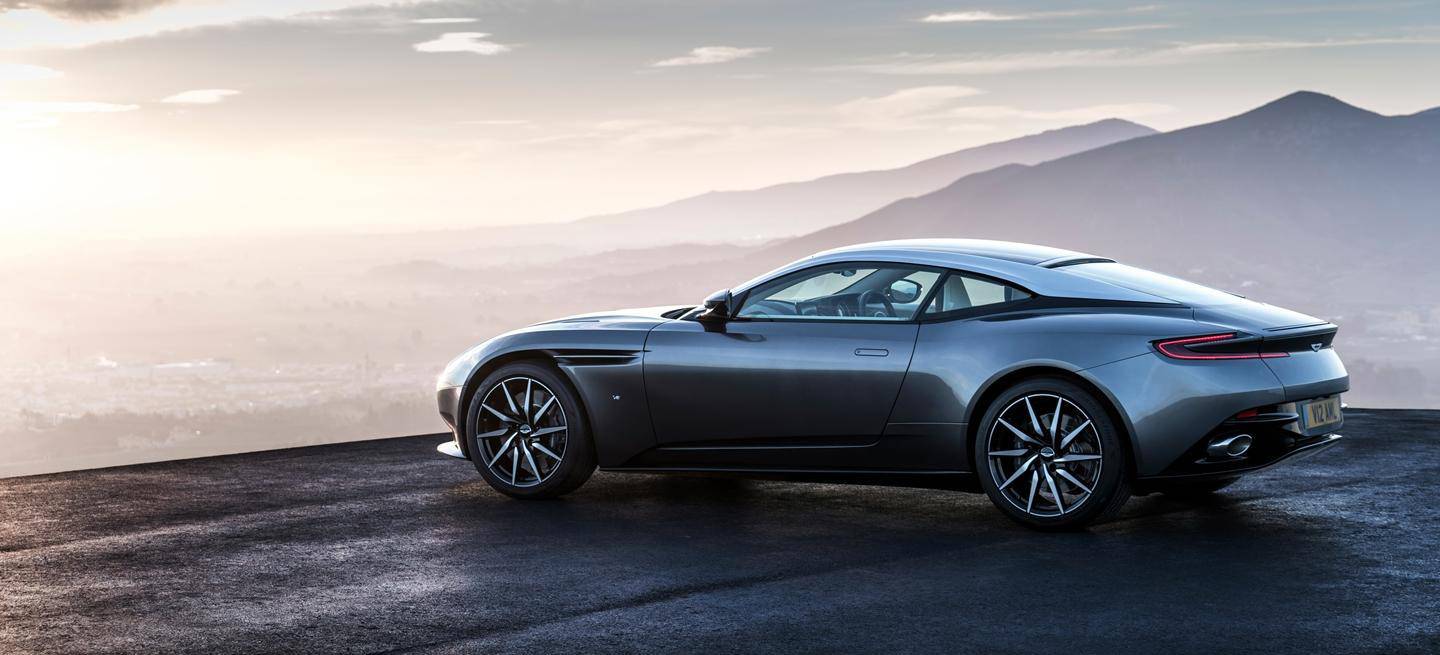 1440_aston-martin-db11-2016-04