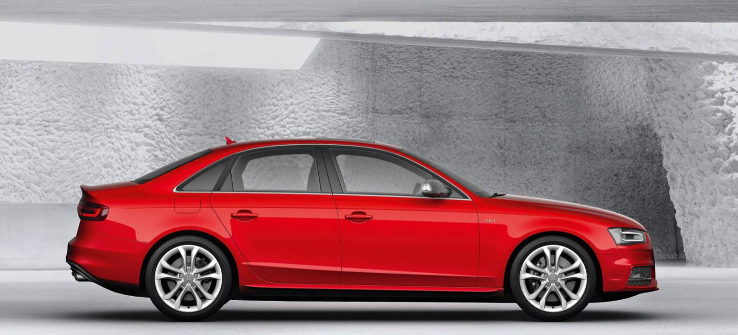 1440_audi-a4-gama-2013-57