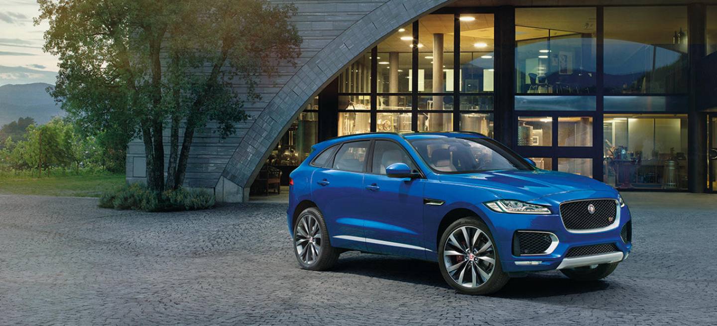 1440_jaguar-f-pace-2016-30
