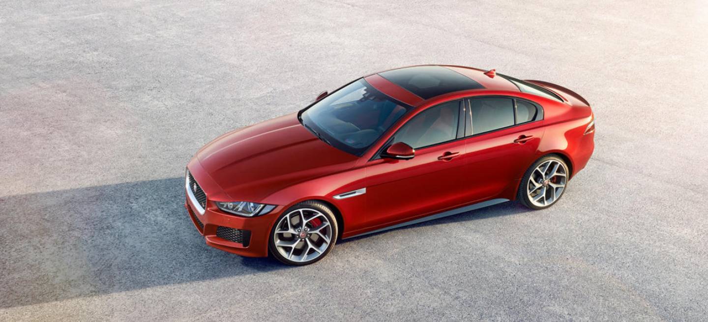 1440_jaguar-xe-2015-06