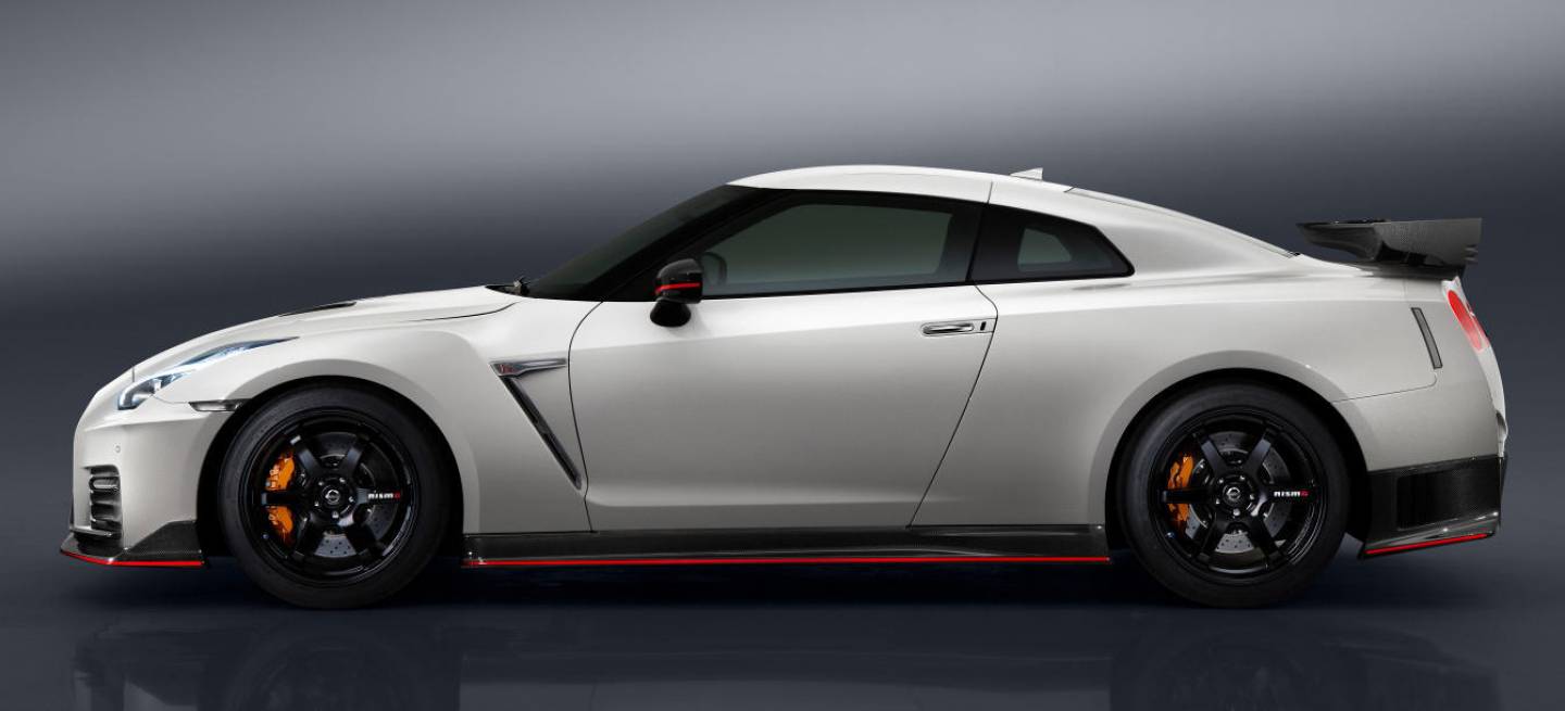 1440_portada_2017_nissan_nismo_gtr_04