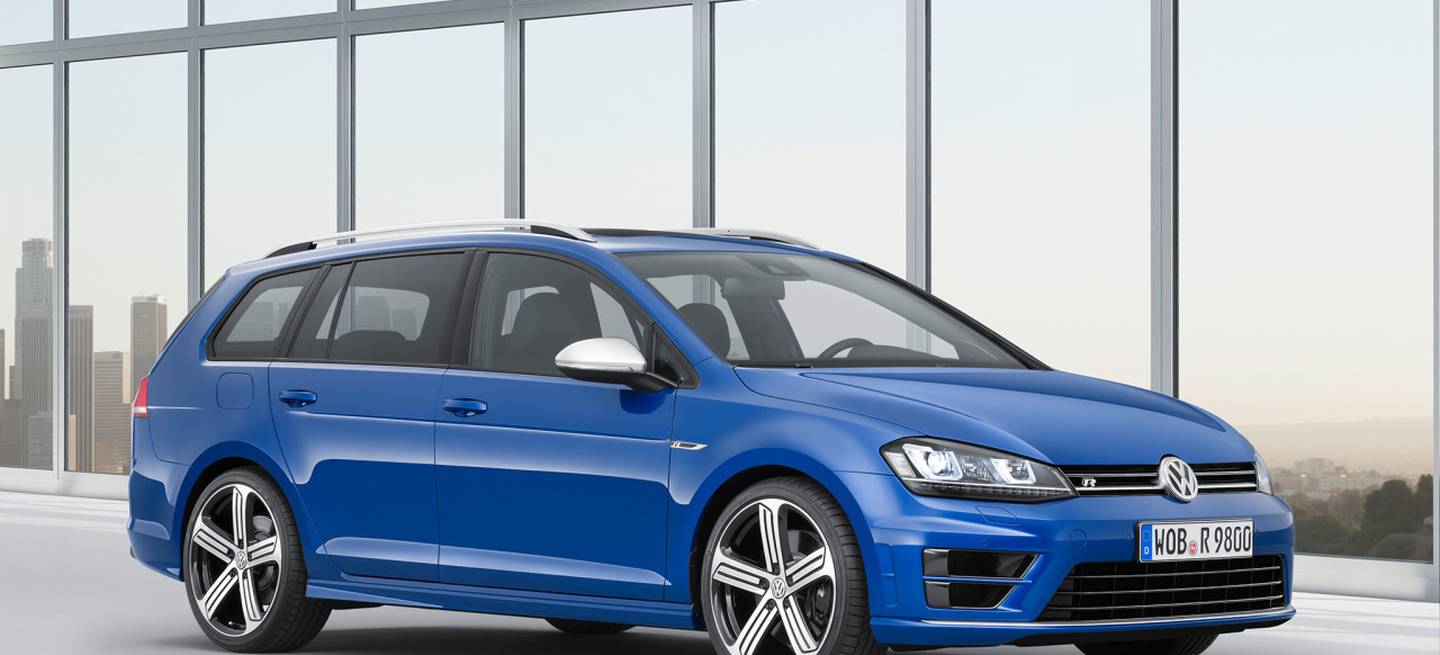 1440_volkswagen-golf-r-variant-2015-02