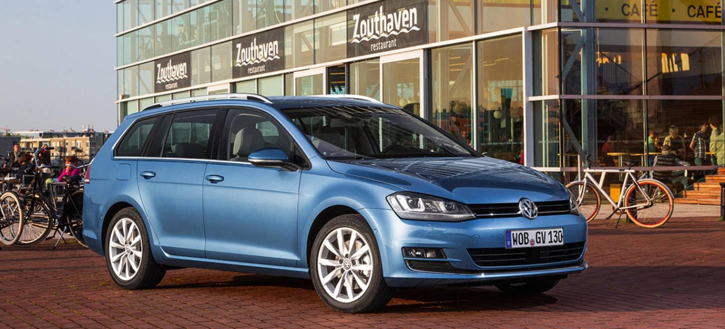 1440_volkswagen-golf-variant-2013-10