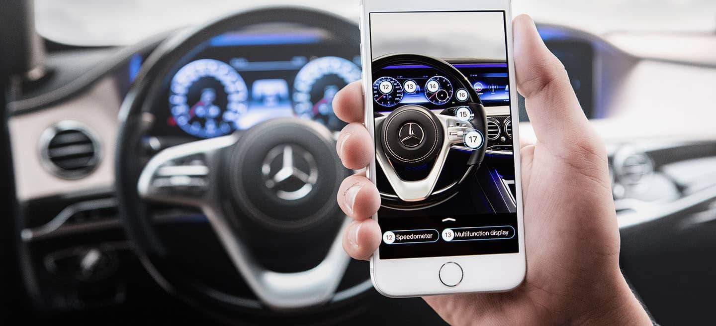 Intelligente Dialogtechnologie kombiniert mit Augmented Reality: Ask Mercedes: Der virtuelle Assistent hilft sofort weiter