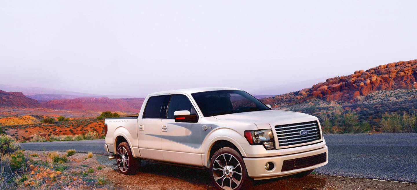 2012_harley_davidson_f-150-01