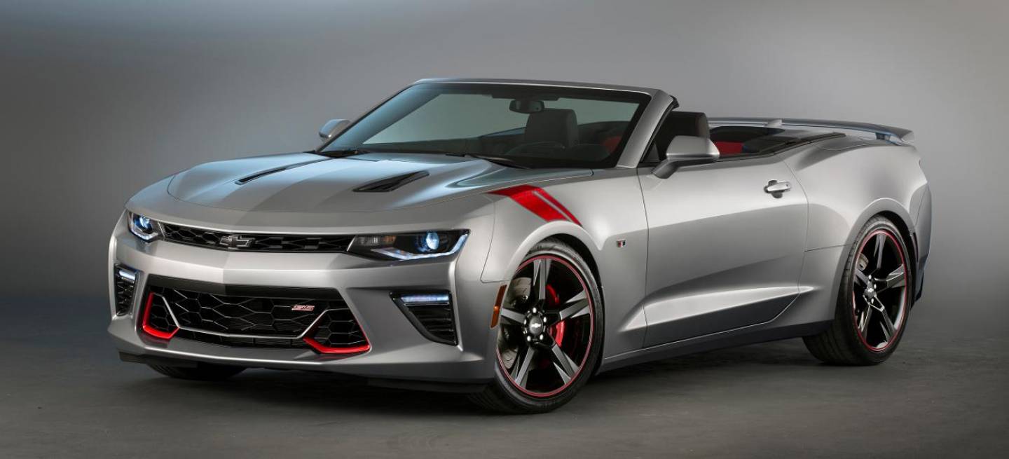 2015-SEMA-Chevrolet-Camaro-SS-Red-Accent-029