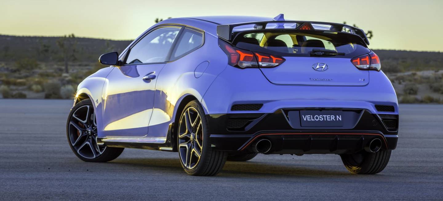 31050-2019VelosterN