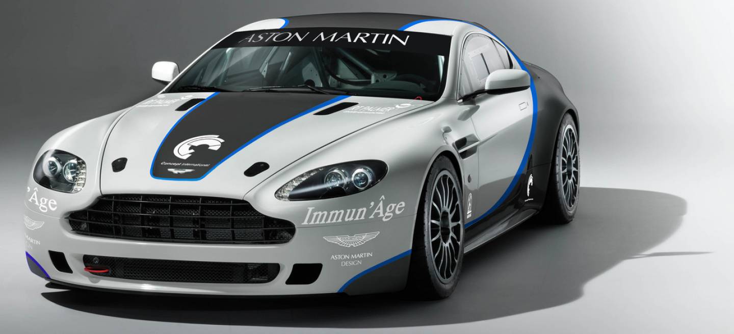 Aston Martin Vantage GT4