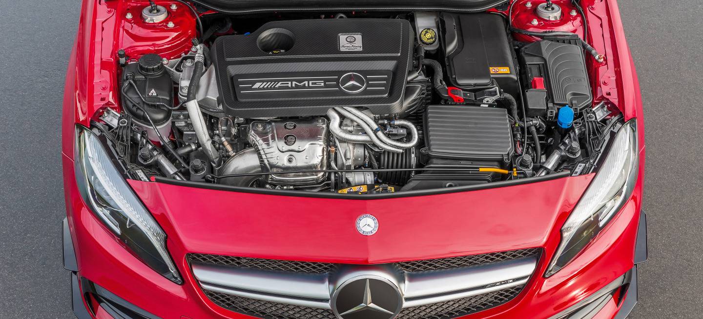 A45-AMG-2015-1440px-1
