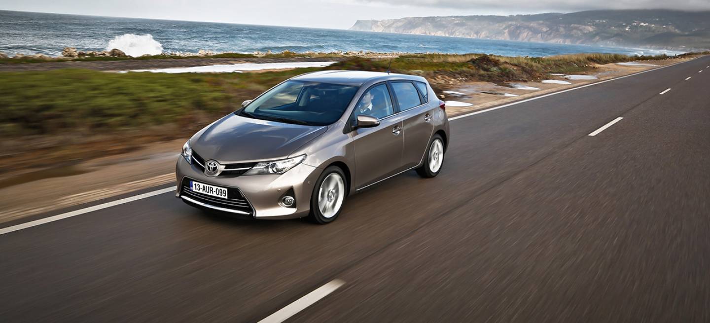 AURIS_DYN_28_DPL_2012