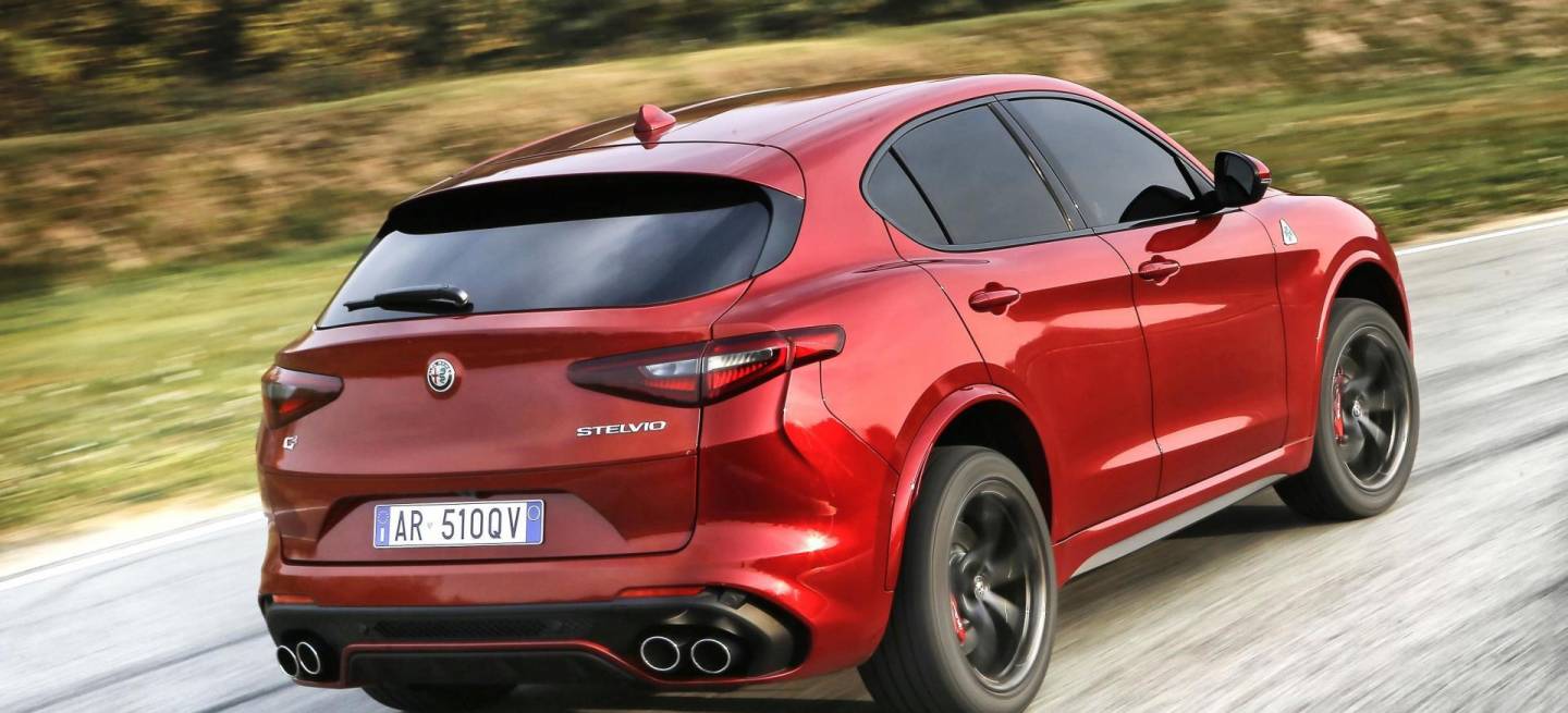 Alfa-Romeo-Stelvio-Quadrifoglio (2)