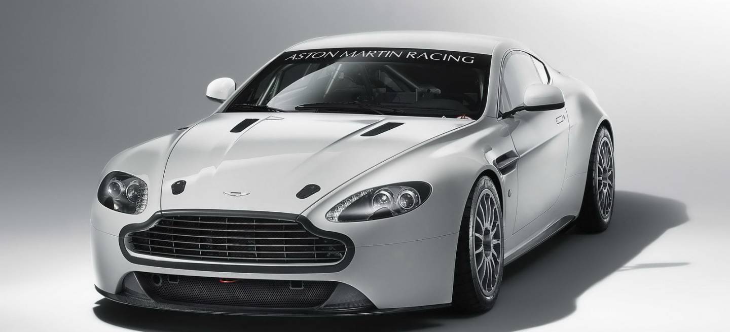 Aston Martin Vantage V8 GT4 (2011)