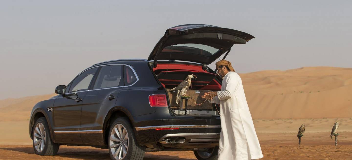 Bentley Bentayga Falconry by Mulliner_portada